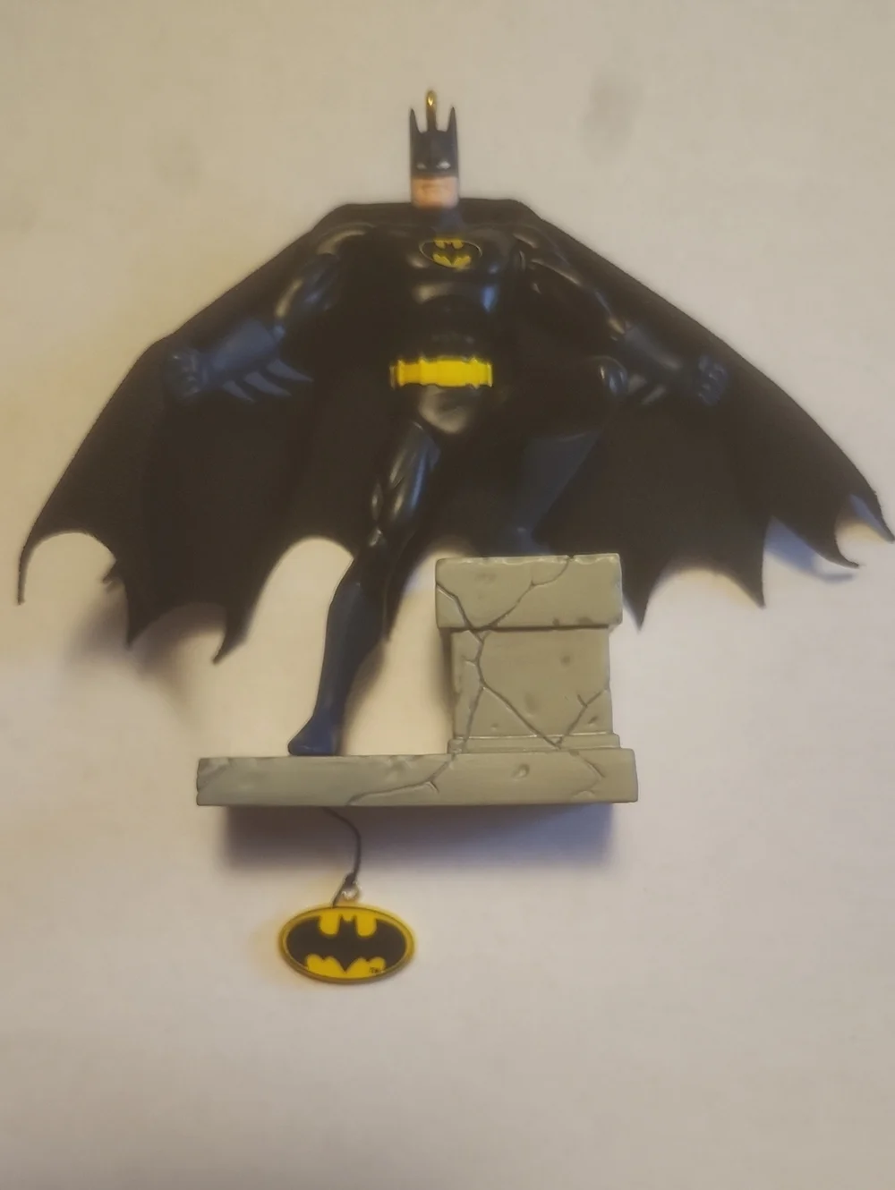 **5 For $20 Hallmark The Caped Crusader Batman Holiday Ornament